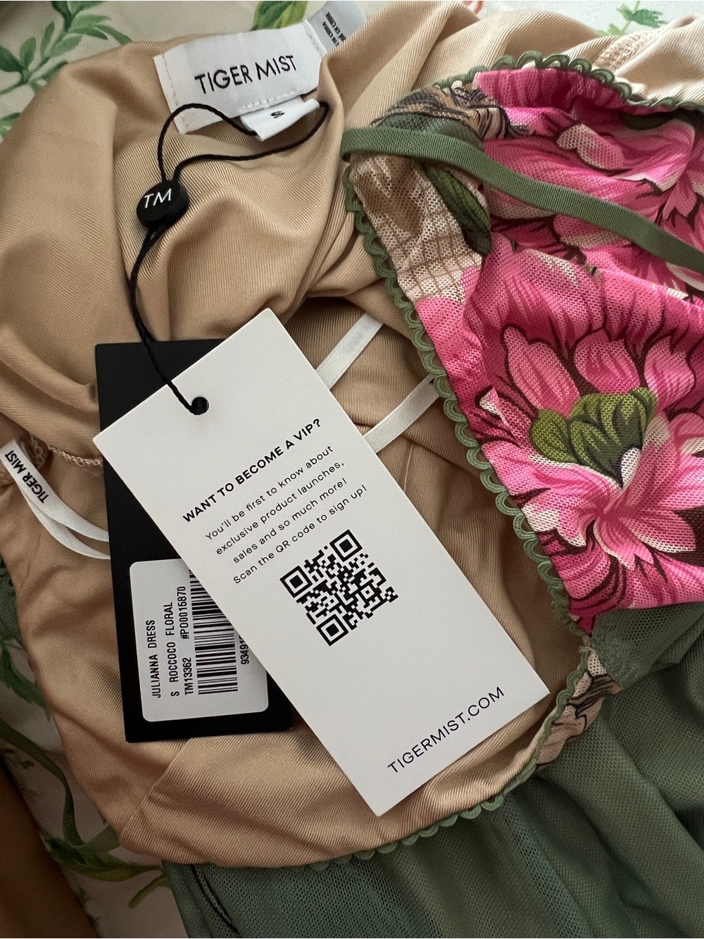 Tiger Mist Julianna Dress - Green Floral - Picture 5 of 5